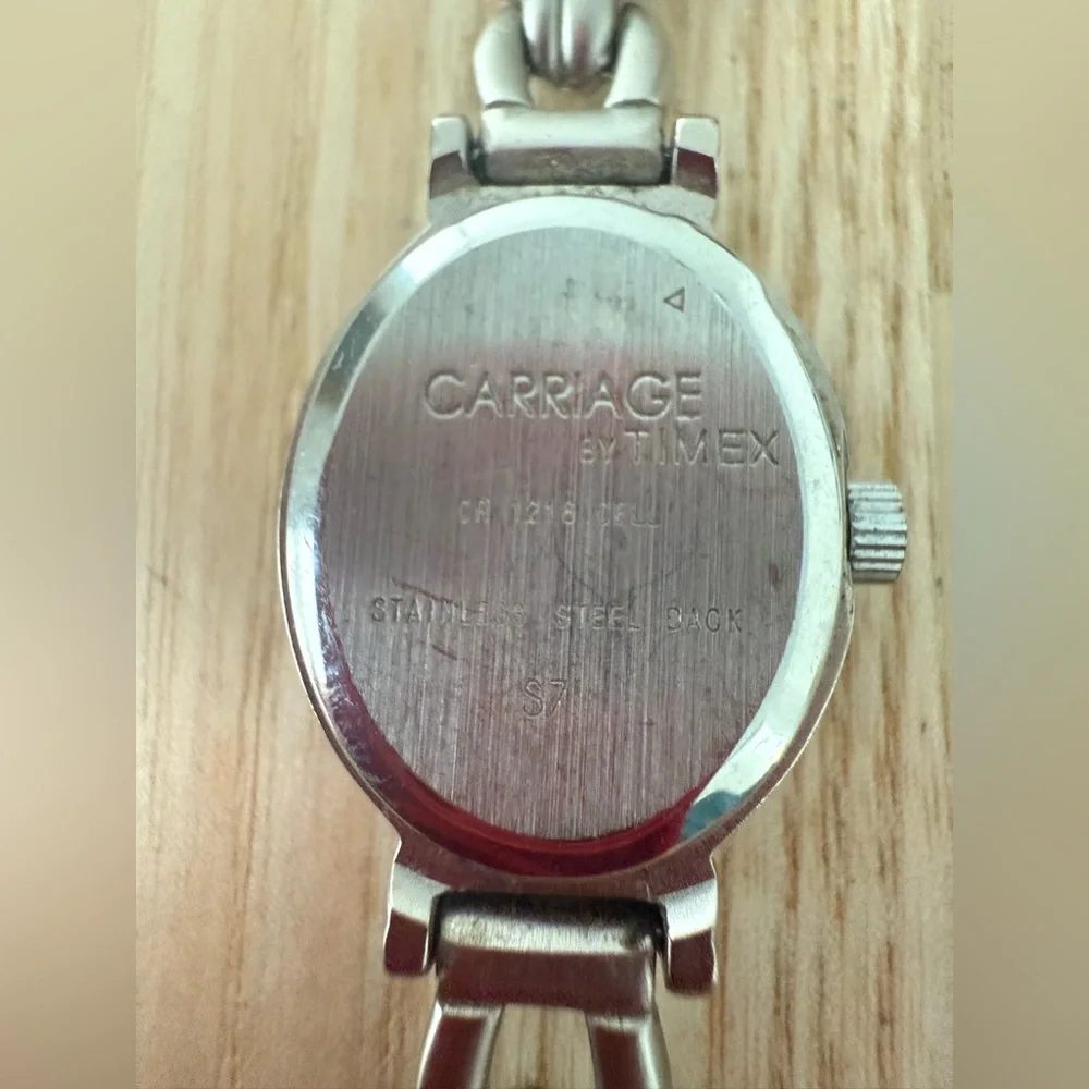 Carriage by Timex ladies oval silver tone watch NEW BATTERY